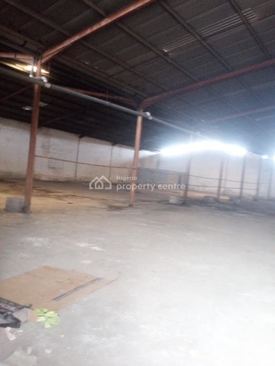 15000 Sqft Warehouse, Along Oshodi Apapa Express Way, Oshodi, Lagos, Warehouse for Rent