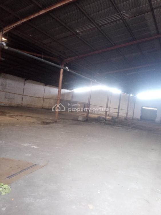 15000 Sqft Warehouse, Along Oshodi Apapa Express Way, Oshodi, Lagos, Warehouse for Rent