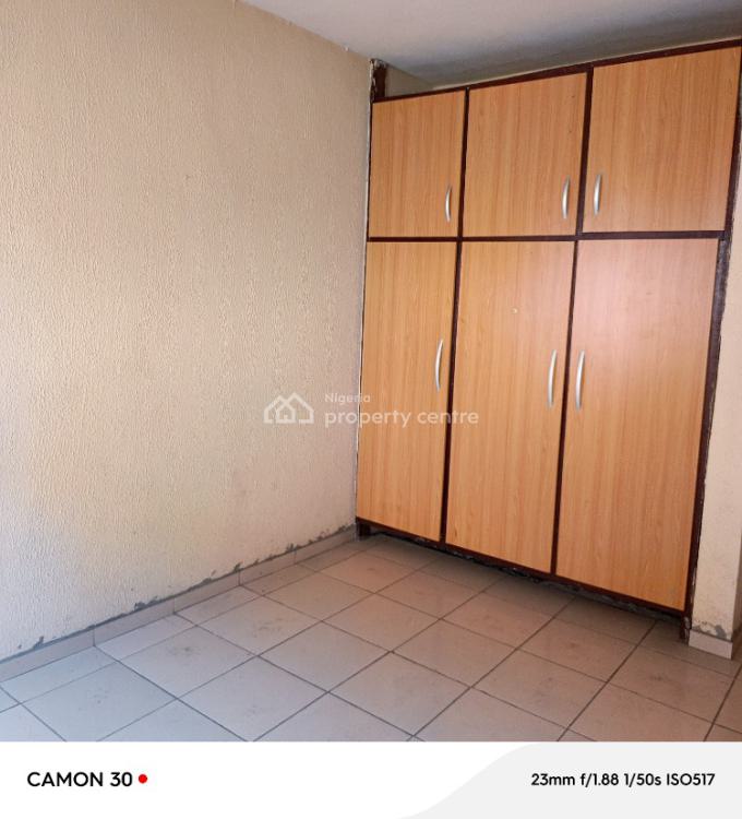 Executive &luxury 3 Bedroom Flat ( Upstairs), Ola Tunde Onimole, Surulere, Lagos, Flat / Apartment for Rent