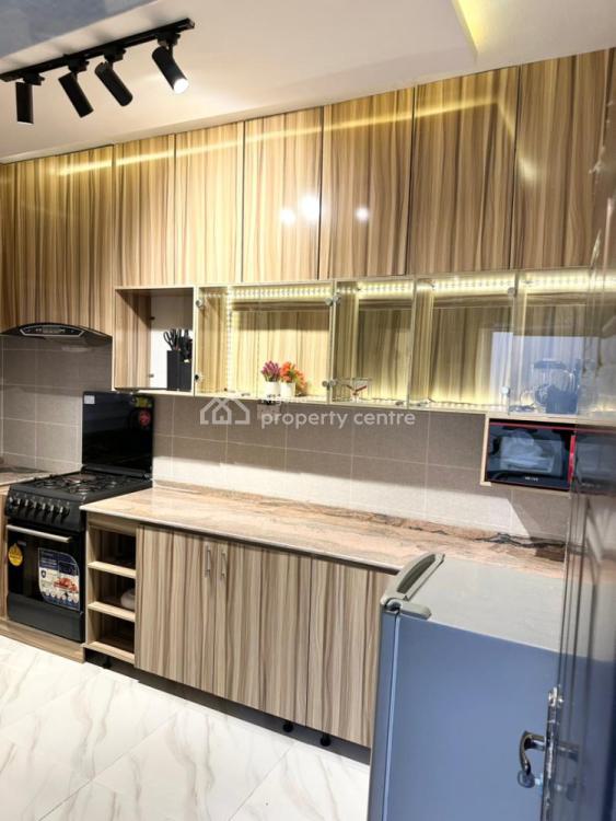 Luxuriously Furnished 2 Bedrooms Apartment, Jahi 2, Glimore, Jahi, Abuja, Flat / Apartment Short Let