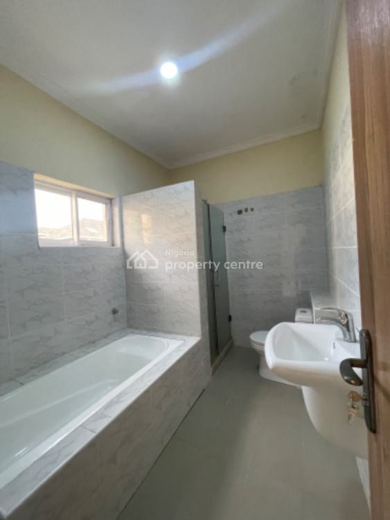 Big Masters Bedroom, Lekki Conservation Road, Lekki, Lagos, House for Rent