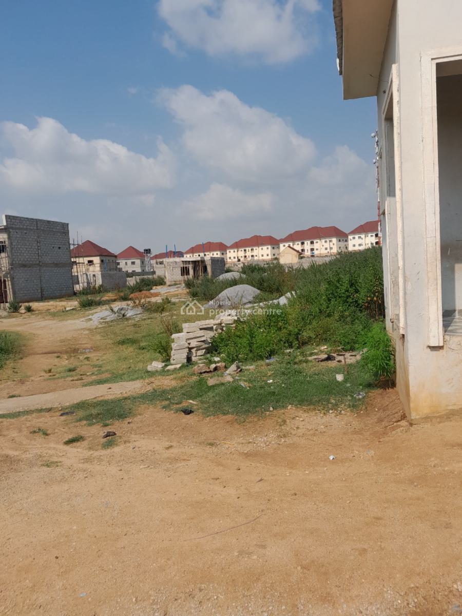Flat Estate Land, Beside South End Estate, Aviation Village,oppo. Centenary City. Kyami, Kyami, Abuja, Mixed-use Land for Sale