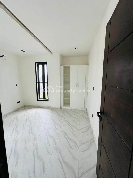 Luxuriously Finished 2 Bedroom Apartment with Quality Facility, Ologolo, Lekki, Lagos, Flat / Apartment for Sale