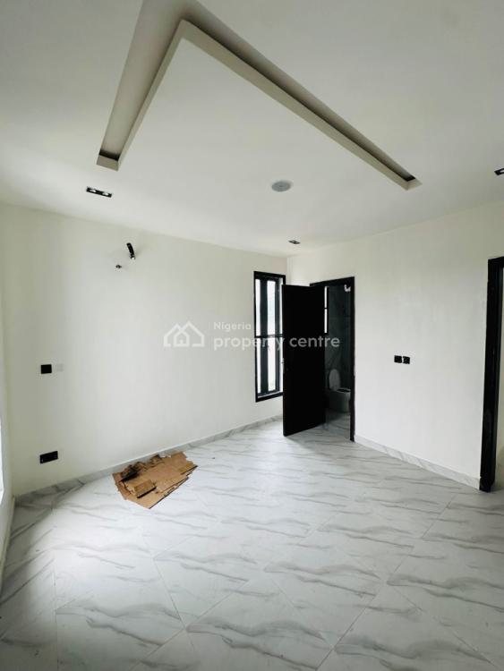 Luxuriously Finished 2 Bedroom Apartment with Quality Facility, Ologolo, Lekki, Lagos, Flat / Apartment for Sale