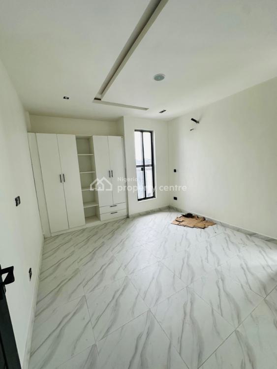 Luxuriously Finished 2 Bedroom Apartment with Quality Facility, Ologolo, Lekki, Lagos, Flat / Apartment for Sale