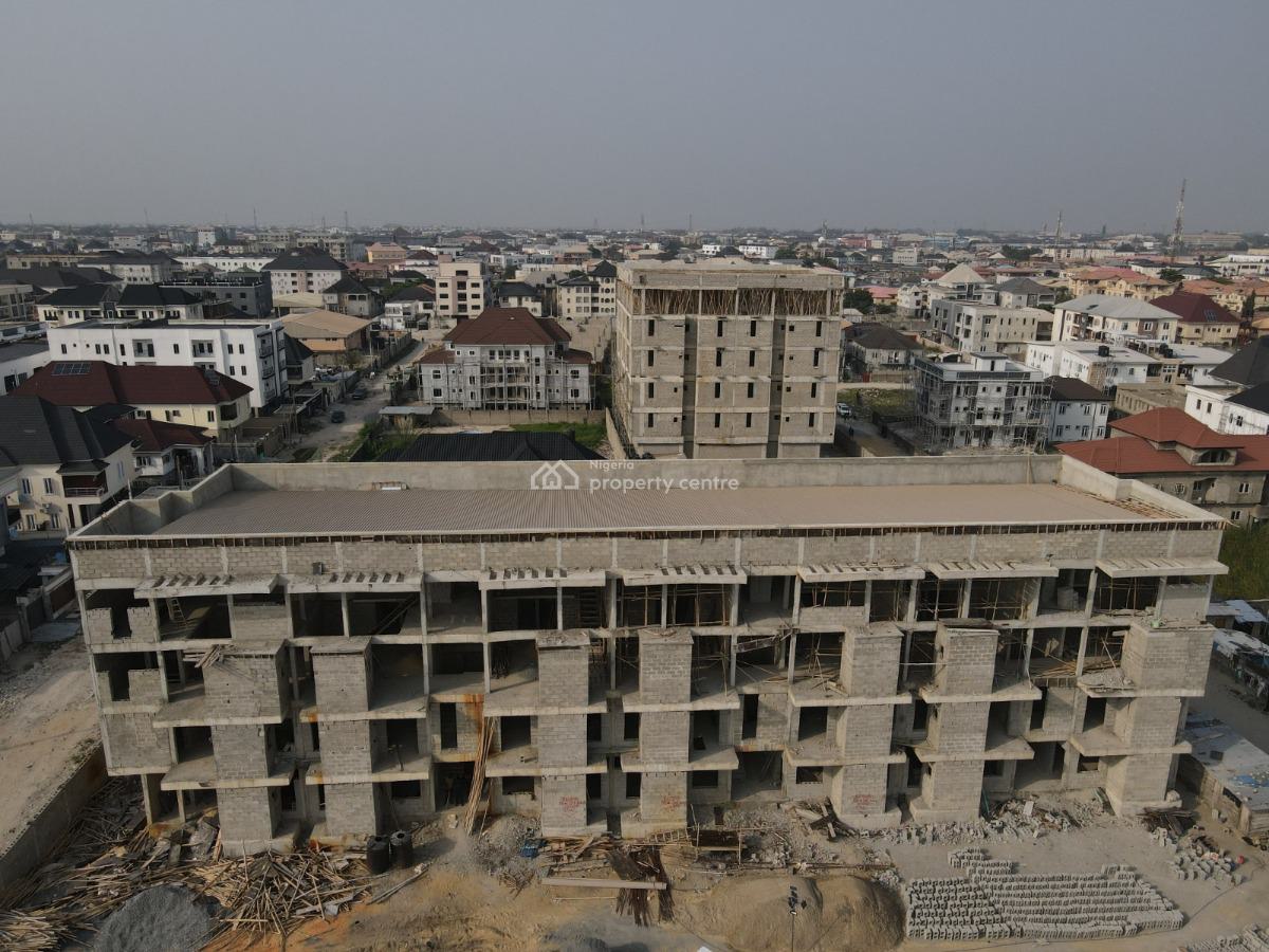 3 Bedrooms Maisonette with a Study and a Swimming Pool, Ologolo, Lekki, Lagos, Flat / Apartment for Sale