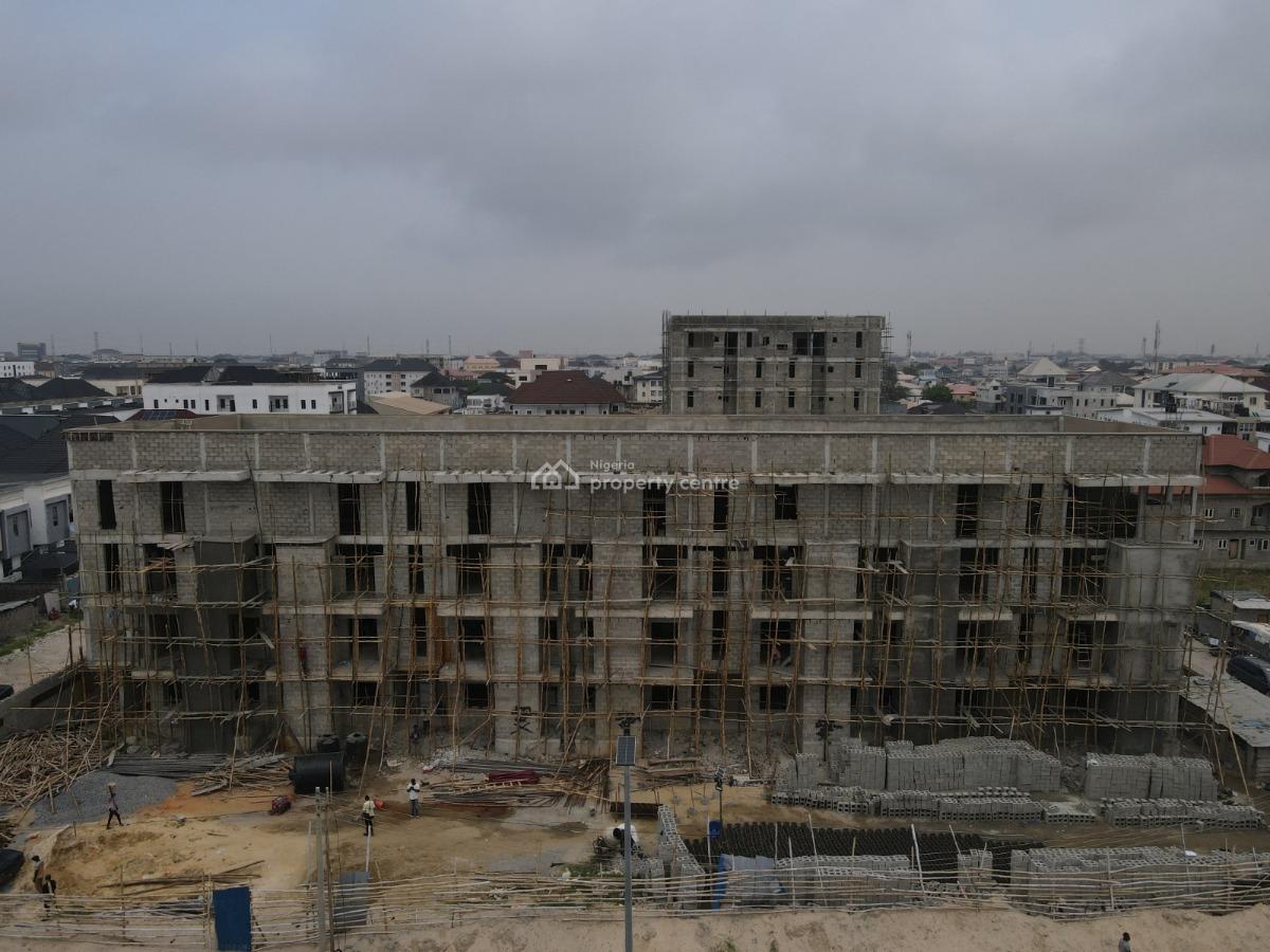 3 Bedrooms Maisonette with a Study and a Swimming Pool, Ologolo, Lekki, Lagos, Flat / Apartment for Sale