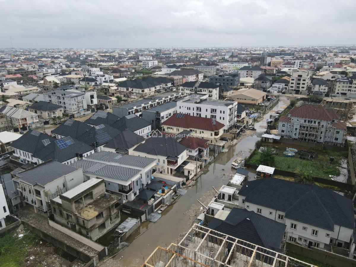 City View 2 Bedroom Apartment with a Swimming Pool in a Prime Location, Ologolo, Lekki, Lagos, Flat / Apartment for Sale