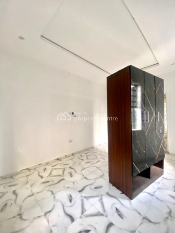 For Rent An Executive Two Bedroom Flat, Newtown Estate Ogombo Off