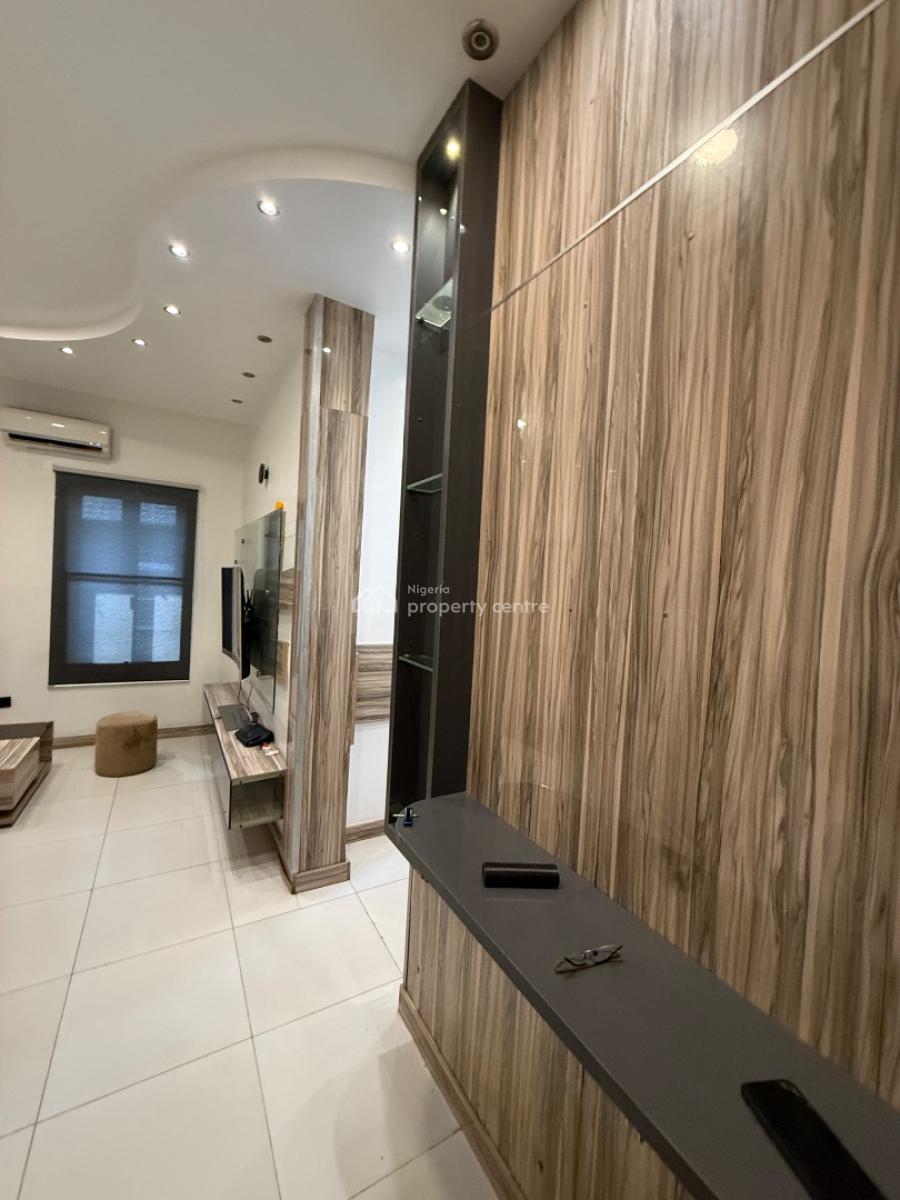Furnished Apartment Executive 2 Bedrooms, Plot 113 Jayjay Oladimeji Close, Lekki Phase 1, Lekki, Lagos, Flat / Apartment for Rent