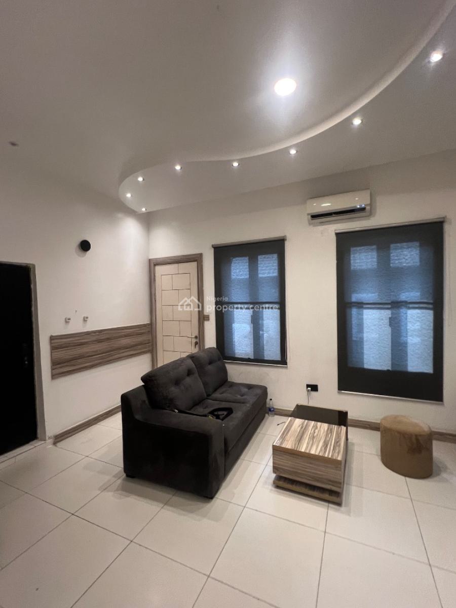 Furnished Apartment Executive 2 Bedrooms, Plot 113 Jayjay Oladimeji Close, Lekki Phase 1, Lekki, Lagos, Flat / Apartment for Rent