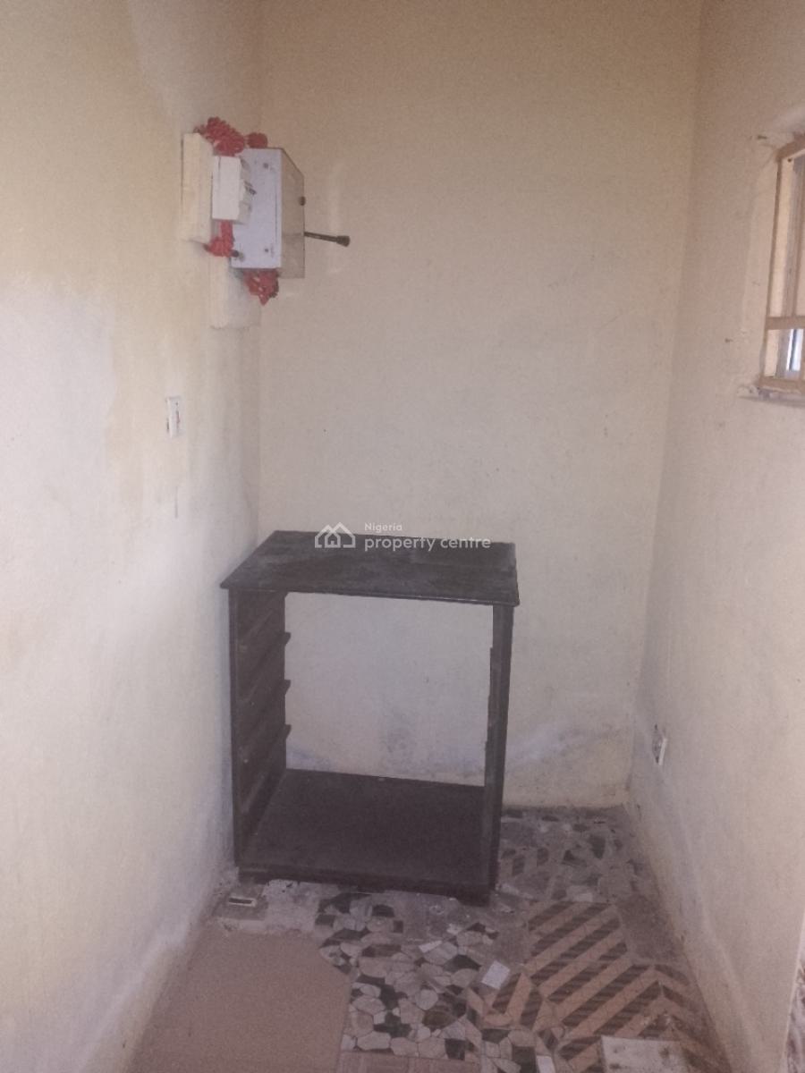 3 Bedroom Bungalow, Community Off Bayeku Road, Igbogbo, Ikorodu, Lagos, Detached Bungalow for Sale
