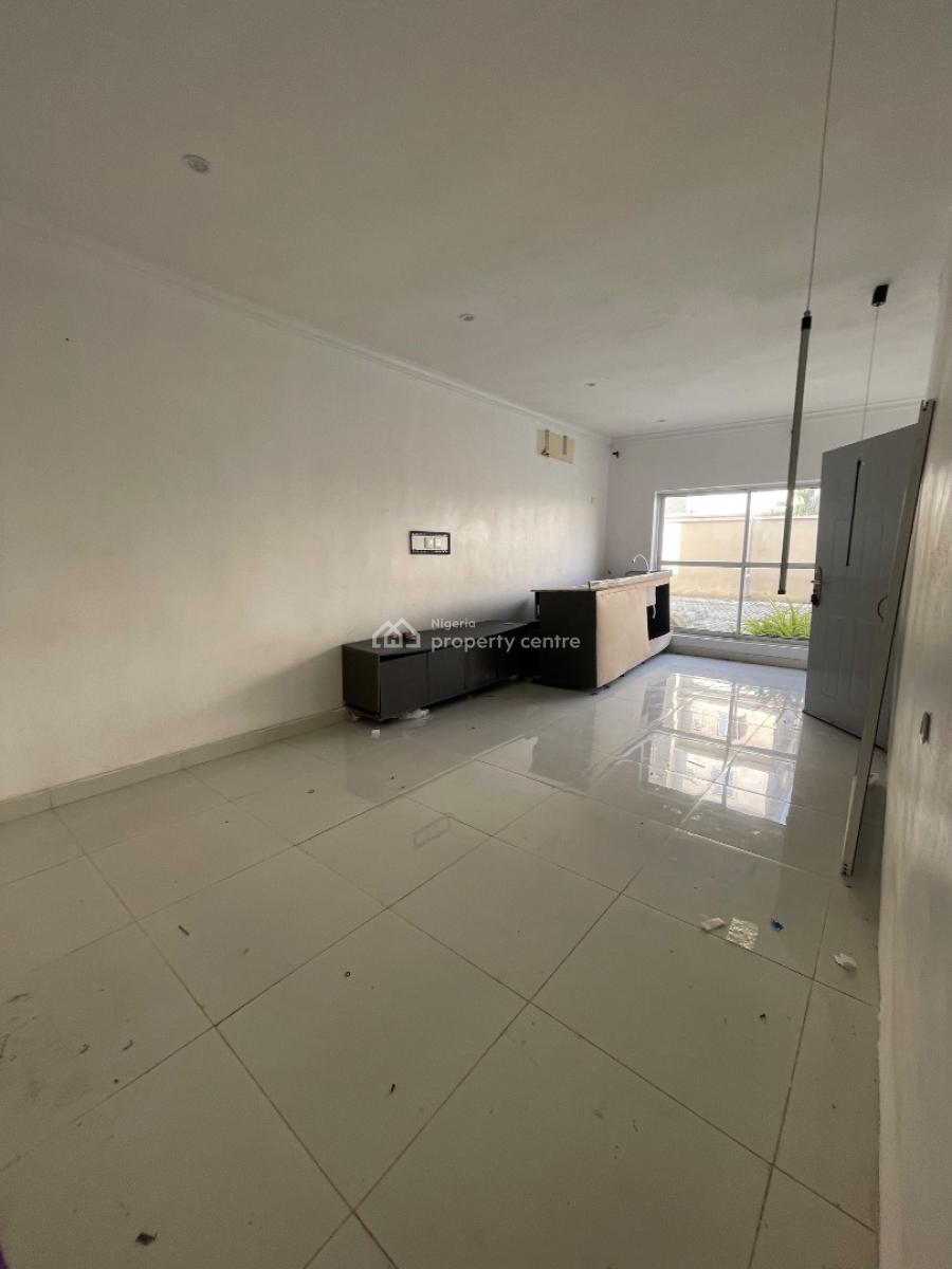 Parlour Space/studio Apartment, Lekki, Lagos, House for Rent