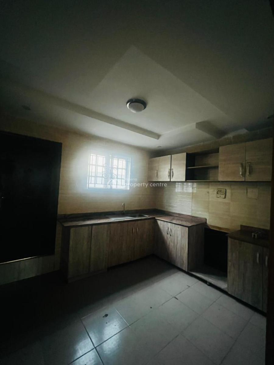 3 Bedroom Duplex and 4 Units of 2 Bedroom Flats and Mini Flats Bq, Unity Estate, Lekki, Lagos, Block of Flats for Sale