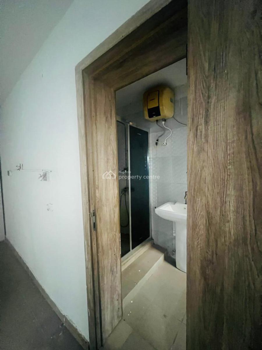 3 Bedroom Duplex and 4 Units of 2 Bedroom Flats and Mini Flats Bq, Unity Estate, Lekki, Lagos, Block of Flats for Sale
