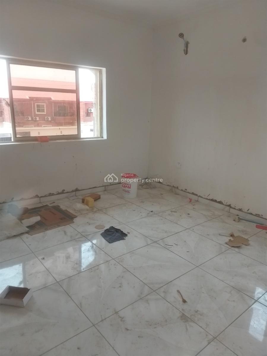 Self Serviced  Detached Duplex, Gated Estate Meadow School Rd, Ikate Elegushi, Lekki, Lagos, Detached Duplex for Rent