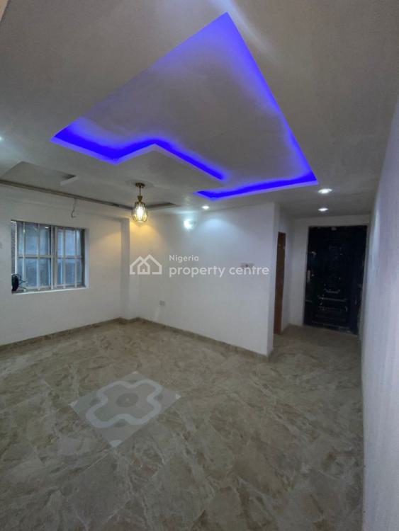 Lovely 2 Bedroom Flat, Charlie Boy, Gbagada, Lagos, Flat / Apartment for Rent