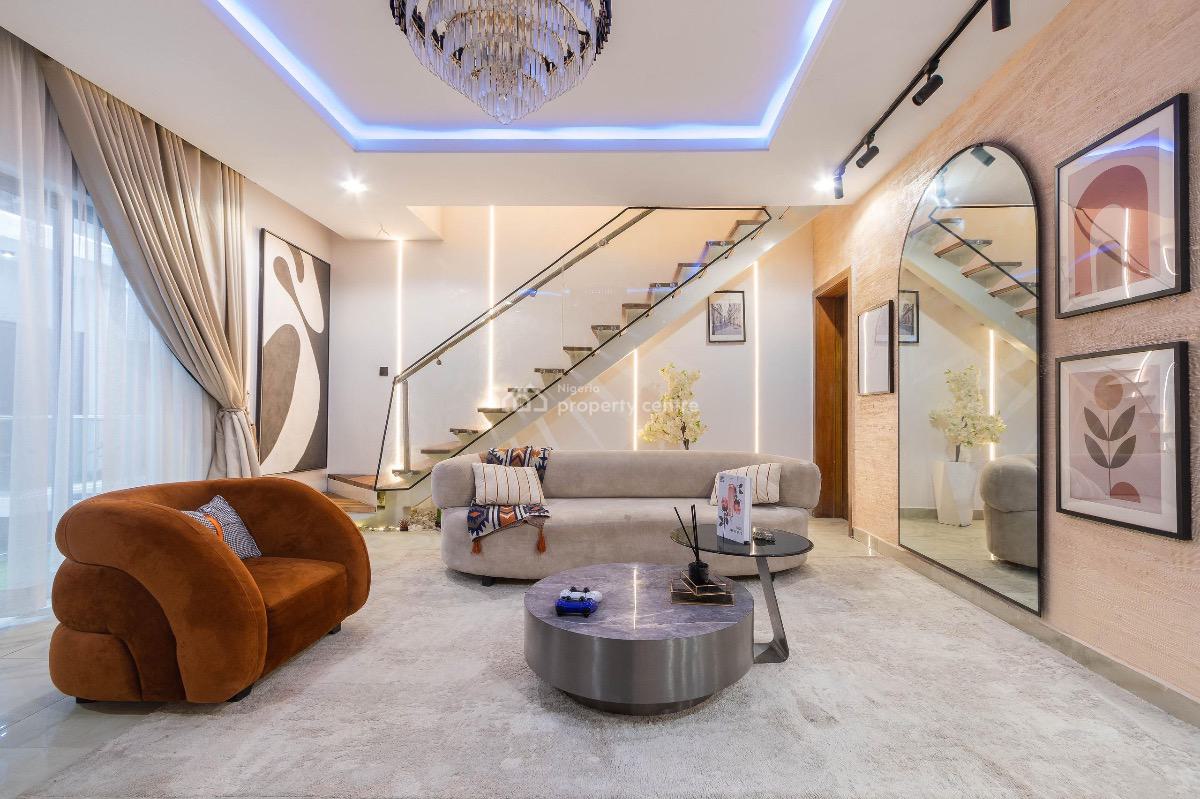 Luxury 2 Bedroom Maisonette with Ps 5 and Swimming Pool, Lekki Phase 1, Lekki, Lagos, House Short Let