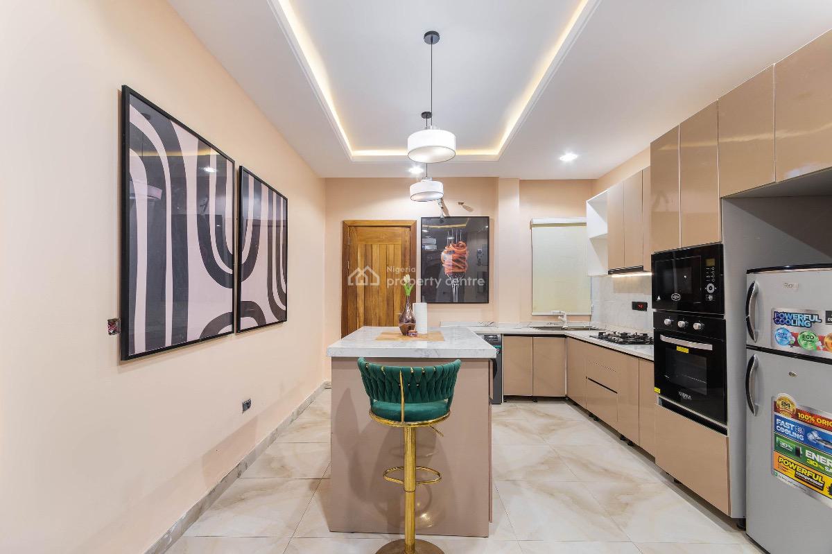 Luxury 2 Bedroom Maisonette with Ps 5 and Swimming Pool, Lekki Phase 1, Lekki, Lagos, House Short Let