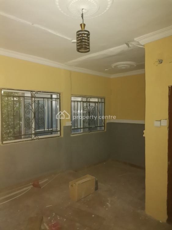 Newly Refurbished 3-bedroom Apartment with Modern Finish, Oloruntedo Estate, Opposite Alheri Suites, Akala Expressway, Ibadan, Oyo, Flat / Apartment for Rent