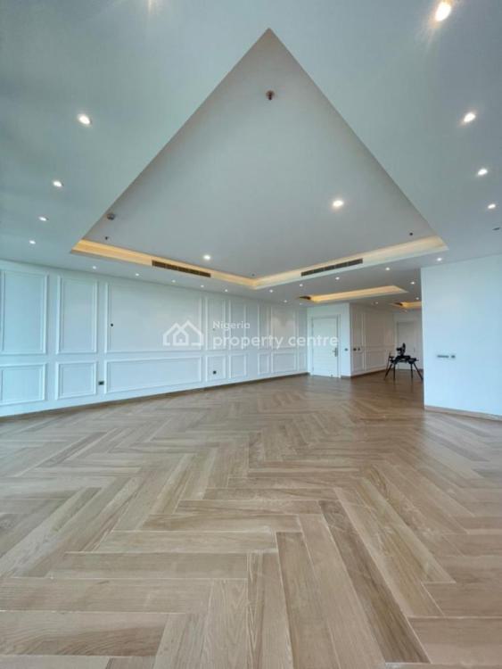 Luxury 4 Bedroom Flat Sitting on 520sqm , a Pool , Gym , Sauna , Club, Old Ikoyi, Ikoyi, Lagos, Flat / Apartment for Sale