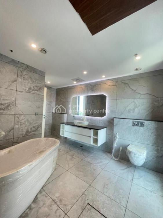 Luxury 4 Bedroom Flat Sitting on 520sqm , a Pool , Gym , Sauna , Club, Old Ikoyi, Ikoyi, Lagos, Flat / Apartment for Sale