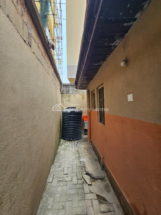 Room & Parlour ( Mini Flat), Fameshe Kehinde Street, Ilasan, Lekki, Lagos, Mini Flat (room and Parlour) for Rent