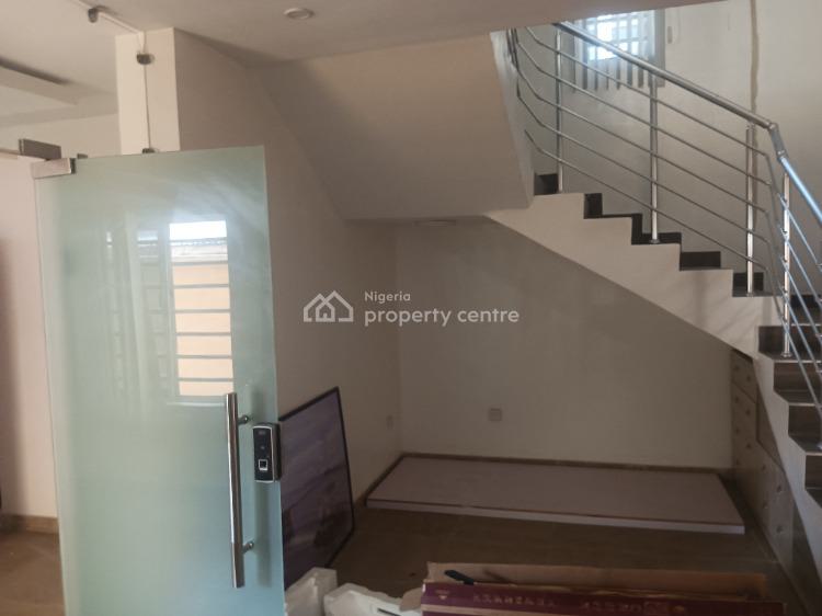 Fully Detached Commercial Building, Lekki Phase 1, Lekki, Lagos, House for Rent