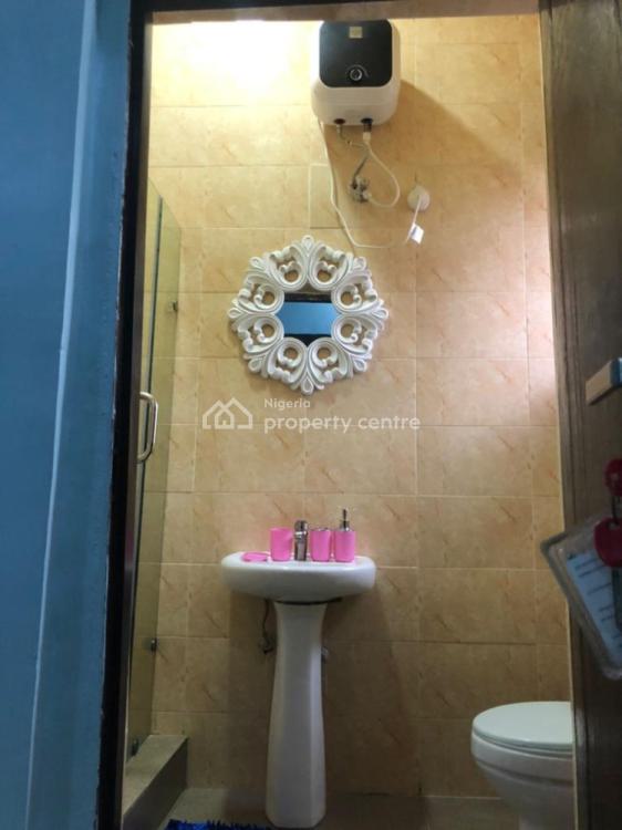 Luxury 3 Bedroom Apartment, Gra Phase 2, Magodo, Lagos, Flat / Apartment Short Let