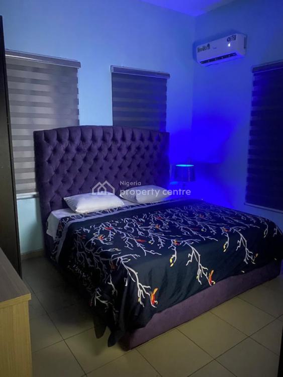 Luxury 3 Bedroom Apartment, Gra Phase 2, Magodo, Lagos, Flat / Apartment Short Let