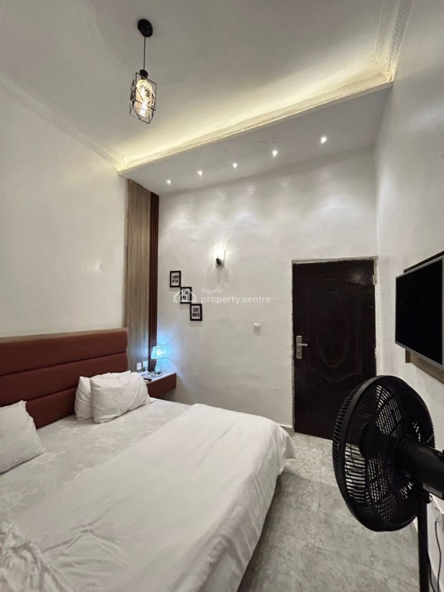 Newly Built Luxury Smart Furnished and Serviced 1 Bedroom Flat, Zone 1, Wuse, Abuja, Flat / Apartment Short Let