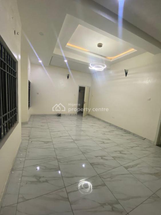 Standard and Spacious Self Serviced (3)bedroom Flat, Osapa, Lekki, Lagos, Flat / Apartment for Rent