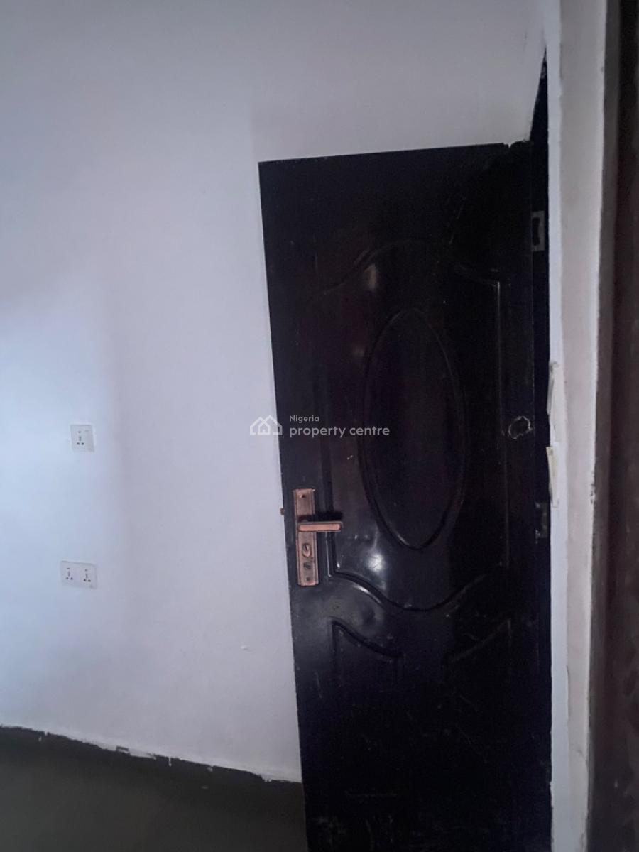 Luxuriously Spacious Nice 2bedroom Flat, No 12 Femi J Street, Sangotedo, Ajah, Lagos, House for Rent