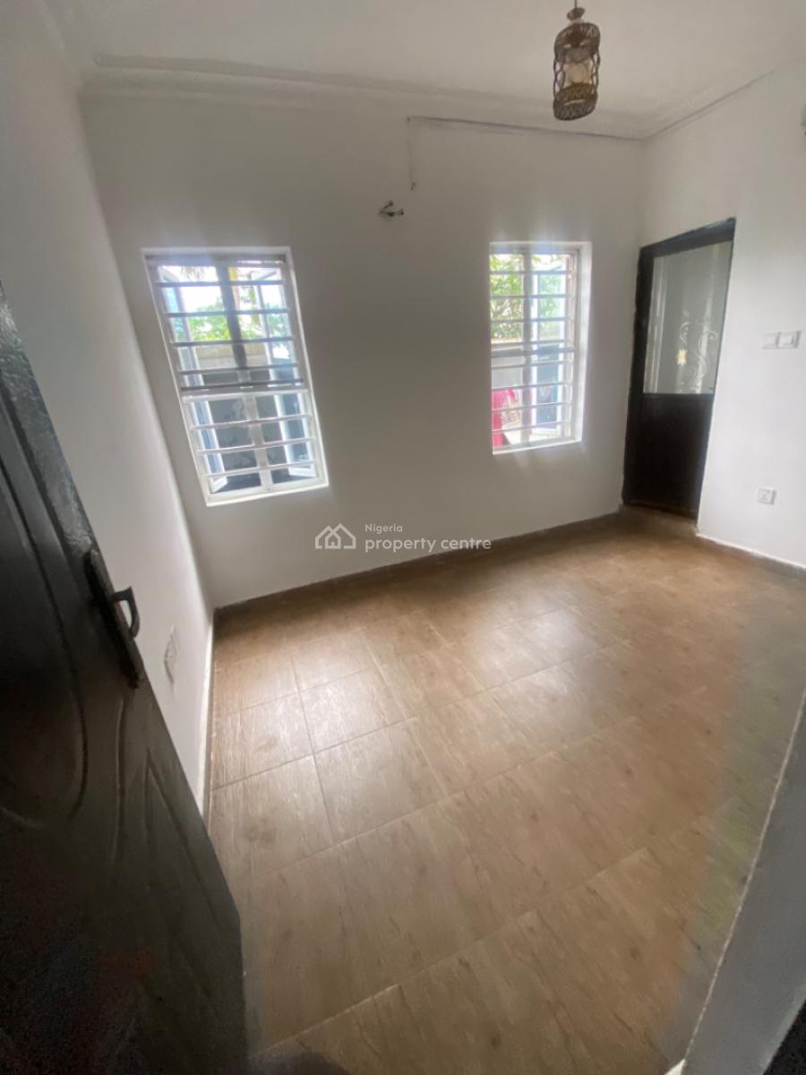 Luxuriously Spacious Nice  Mini Flat, No 12 Femi J Street Awoyaya, Sangotedo, Ajah, Lagos, Mini Flat (room and Parlour) for Rent