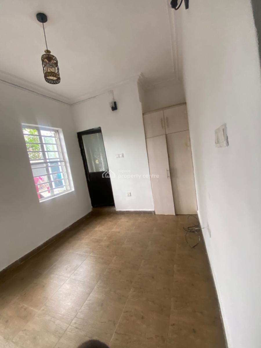 Luxuriously Spacious Nice  Mini Flat, No 12 Femi J Street Awoyaya, Sangotedo, Ajah, Lagos, Mini Flat (room and Parlour) for Rent