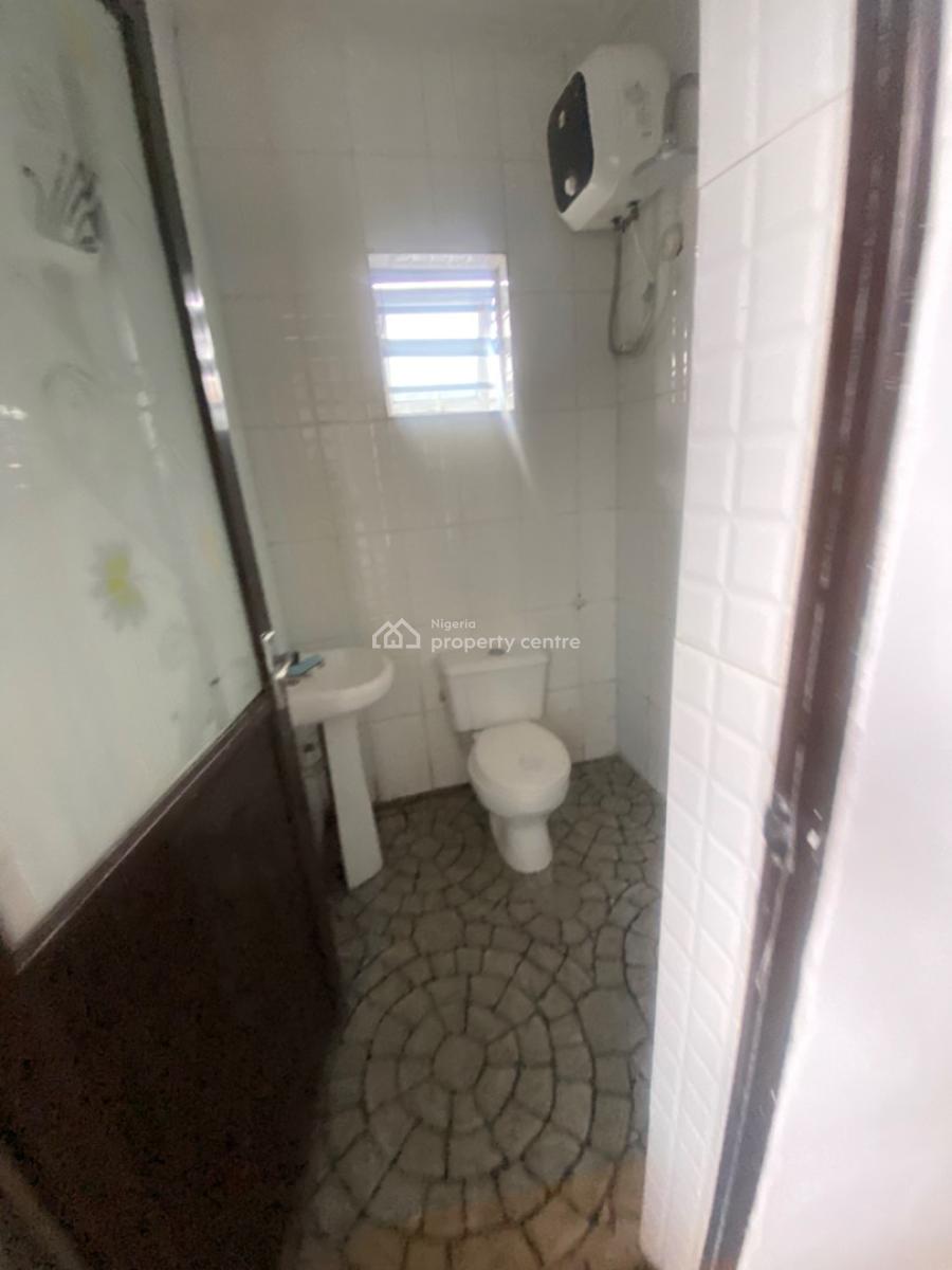 Luxuriously Spacious Nice  Mini Flat, No 12 Femi J Street Awoyaya, Sangotedo, Ajah, Lagos, Mini Flat (room and Parlour) for Rent