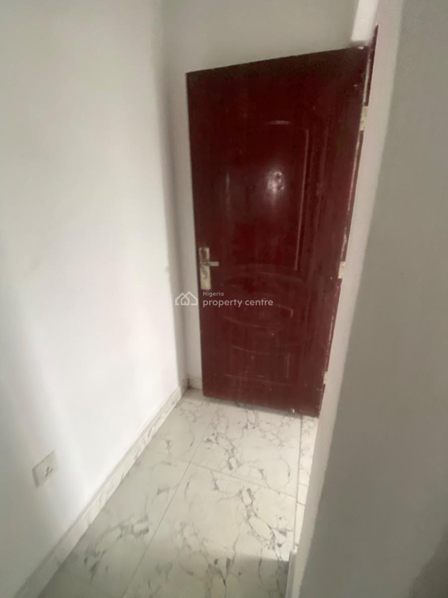 Luxuriously Spacious Nice  Mini Flat, No 12 Femi J Street Awoyaya, Sangotedo, Ajah, Lagos, Mini Flat (room and Parlour) for Rent