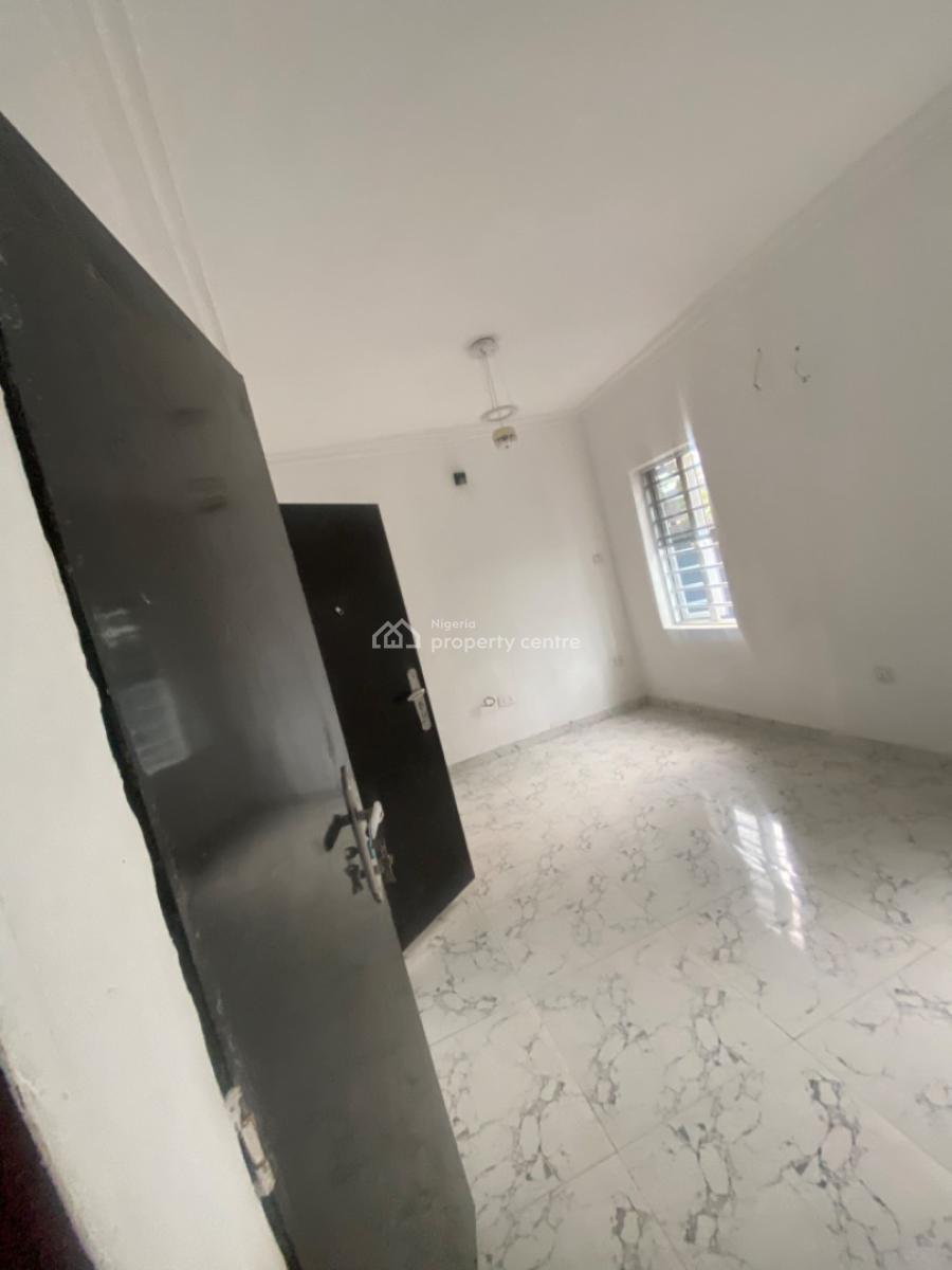 Luxuriously Spacious Nice  Mini Flat, No 12 Femi J Street Awoyaya, Sangotedo, Ajah, Lagos, Mini Flat (room and Parlour) for Rent
