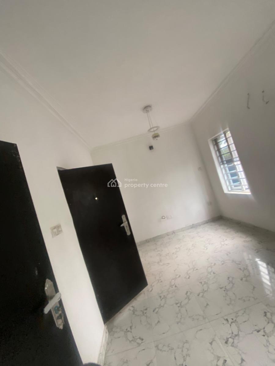 Luxuriously Spacious Nice  Mini Flat, No 12 Femi J Street Awoyaya, Sangotedo, Ajah, Lagos, Mini Flat (room and Parlour) for Rent