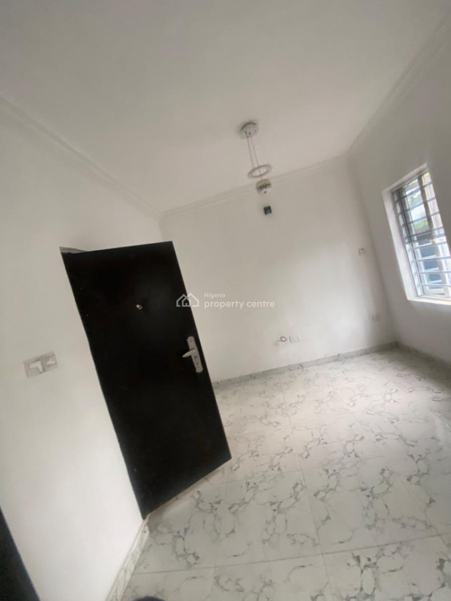 Luxuriously Spacious Nice  Mini Flat, No 12 Femi J Street Awoyaya, Sangotedo, Ajah, Lagos, Mini Flat (room and Parlour) for Rent