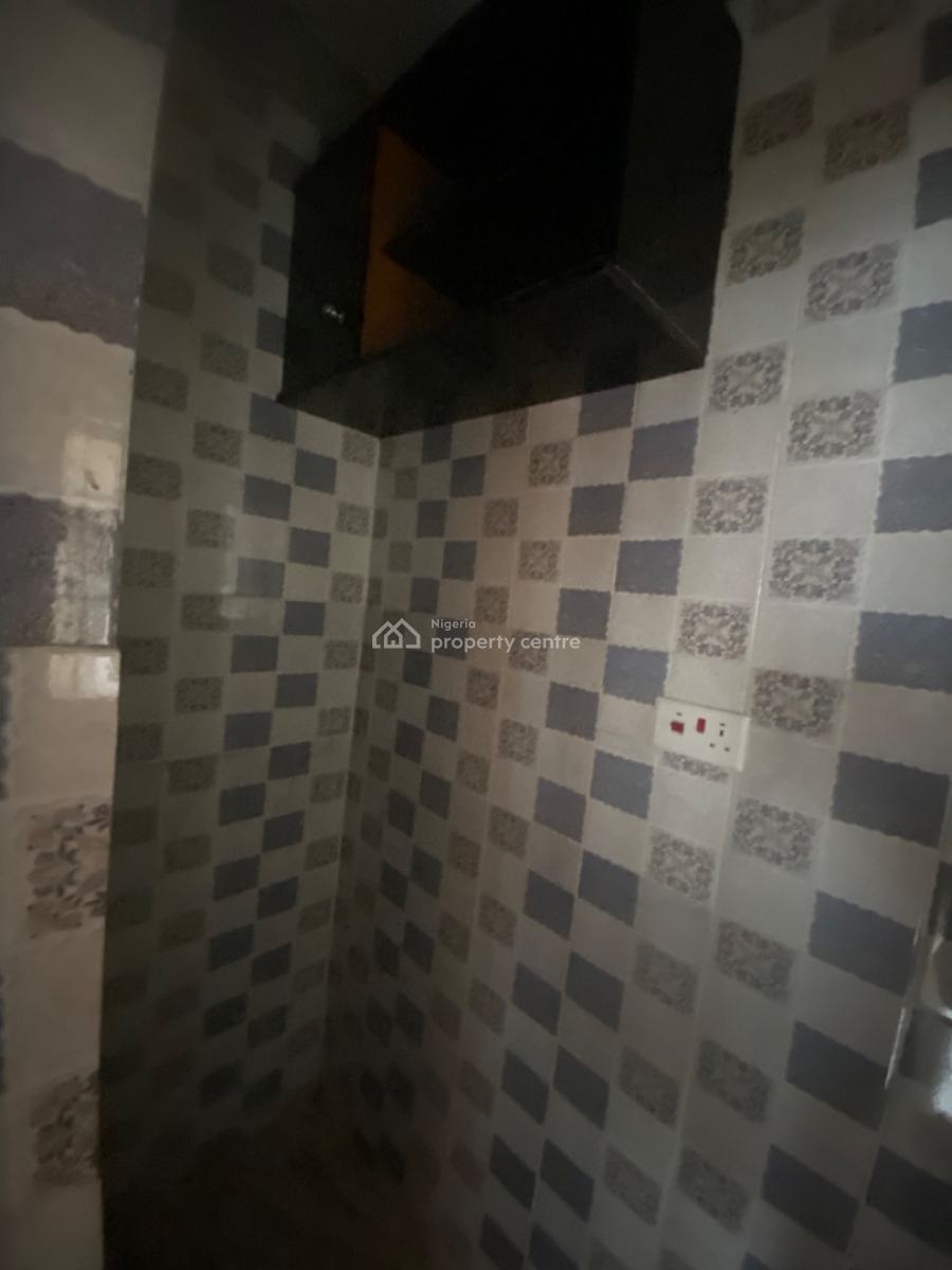 Luxurious Spacious Nice Self Contain, 26, Femi Street, Jeff Court, Sangotedo, Ajah, Lagos, Self Contain (single Rooms) for Rent