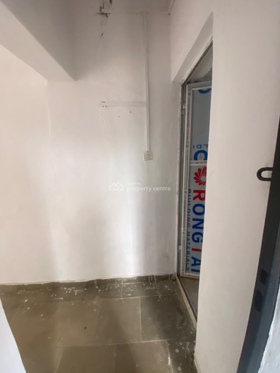 Luxurious Spacious Nice Mini Flat, 26, Femi Street, Jeff Court, Sangotedo, Ajah, Lagos, Mini Flat (room and Parlour) for Rent