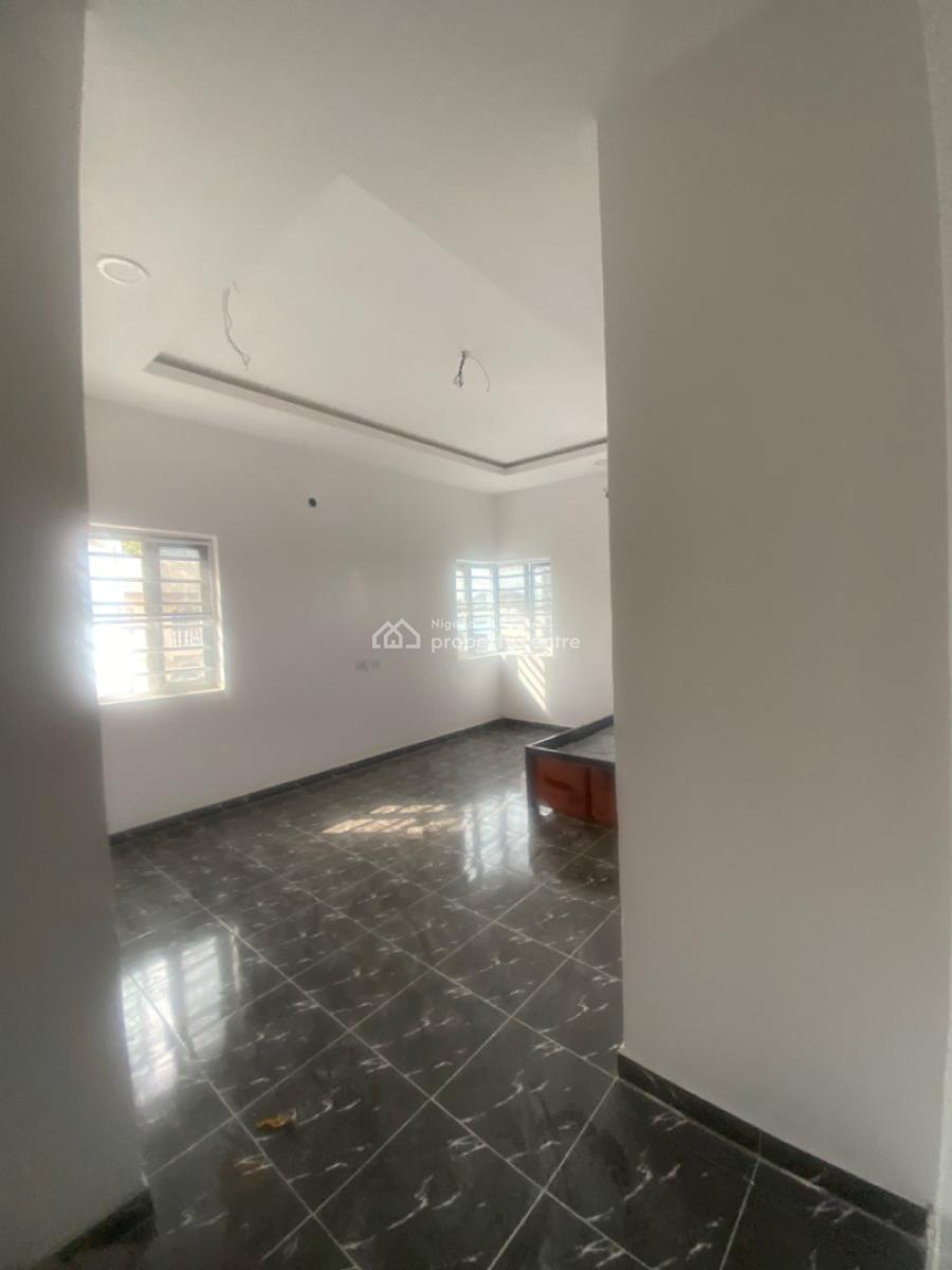 Luxurious Spacious Nice Mini Flat, 26, Femi Street, Jeff Court, Abijo, Lekki, Lagos, Mini Flat (room and Parlour) for Rent