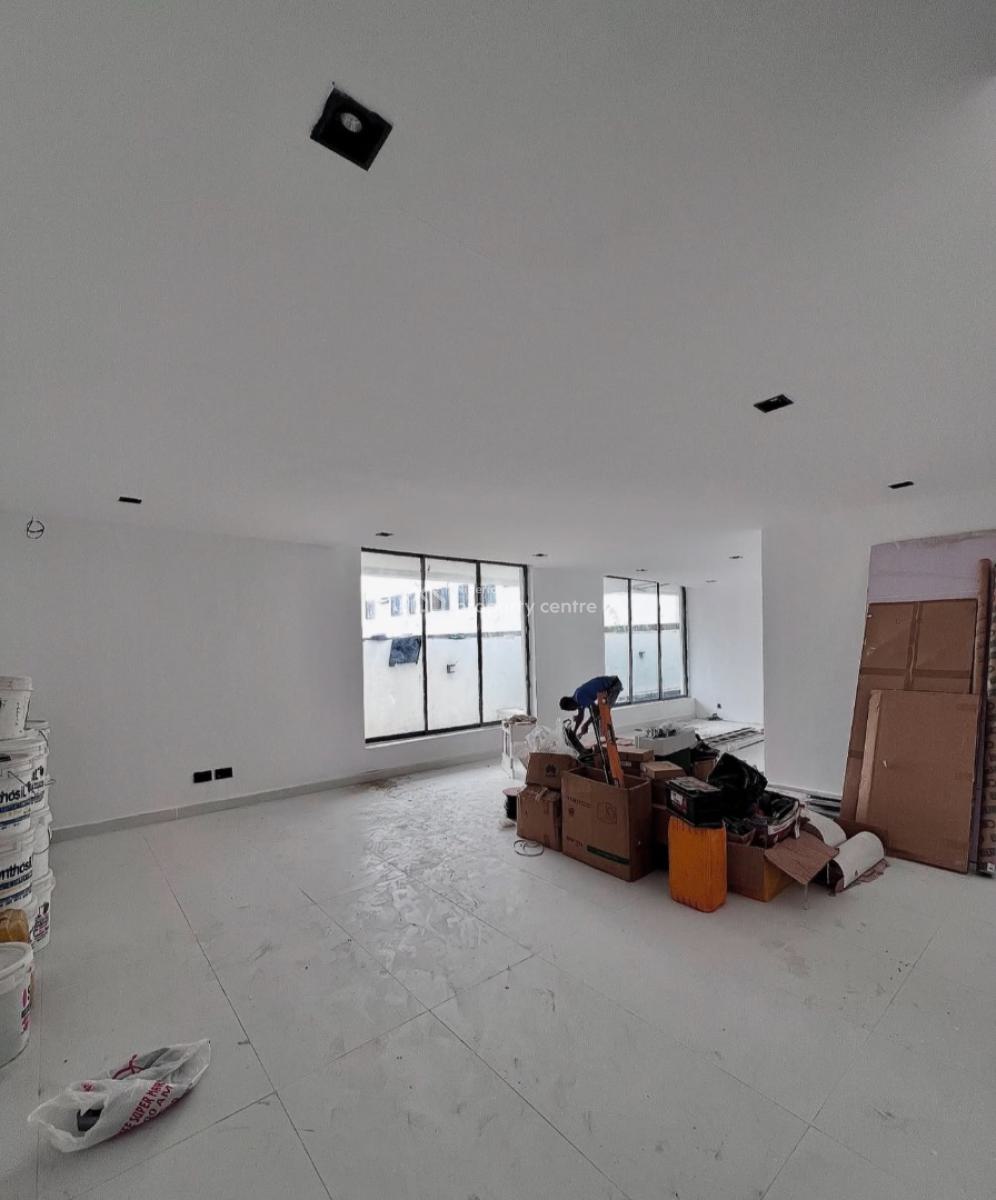 2 Bedroom Serviced Apartment with Elevator & Swimming Pool & Gym, Lekki Phase 1, Lekki, Lagos, Flat / Apartment for Sale