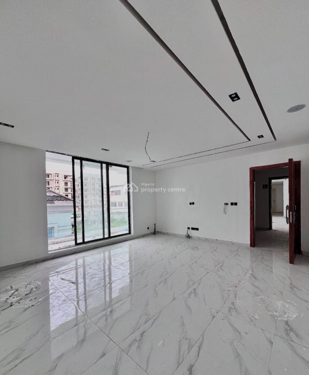 2 Bedroom Serviced Apartment with Elevator & Swimming Pool & Gym, Lekki Phase 1, Lekki, Lagos, Flat / Apartment for Sale
