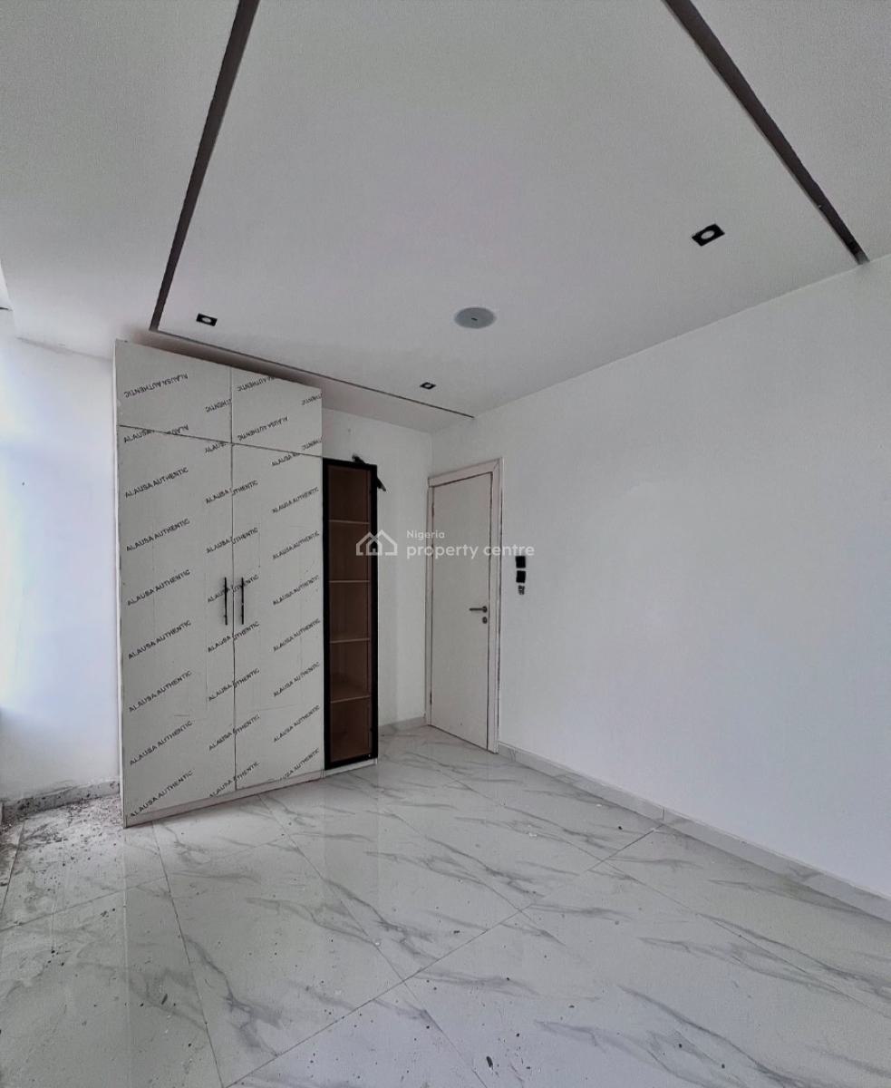 2 Bedroom Serviced Apartment with Elevator & Swimming Pool & Gym, Lekki Phase 1, Lekki, Lagos, Flat / Apartment for Sale