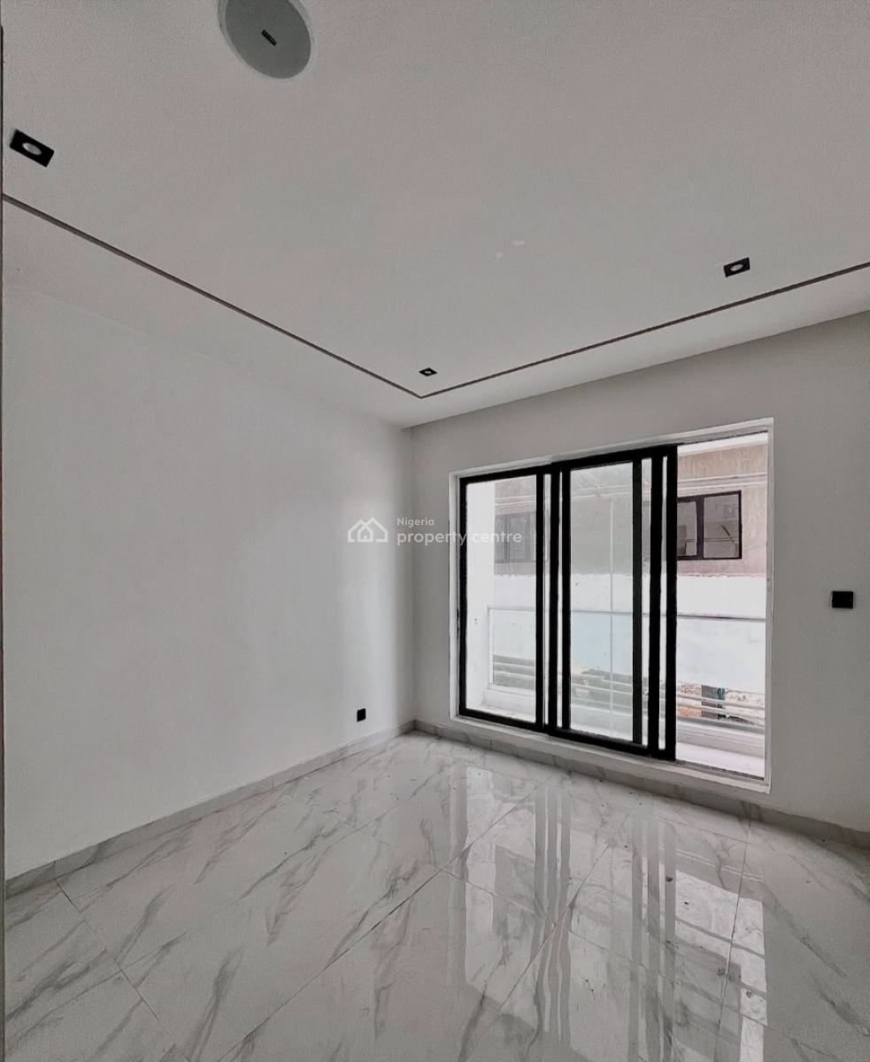 2 Bedroom Serviced Apartment with Elevator & Swimming Pool & Gym, Lekki Phase 1, Lekki, Lagos, Flat / Apartment for Sale