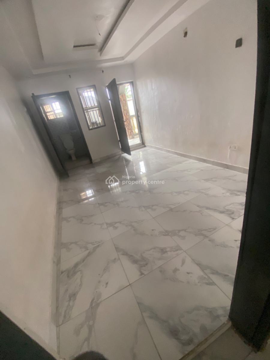 Luxuriously Spacious Mini Flat with Excellent Finishing, No 14, Taiwo Close Sangotedo, Sangotedo, Ajah, Lagos, Mini Flat (room and Parlour) for Rent