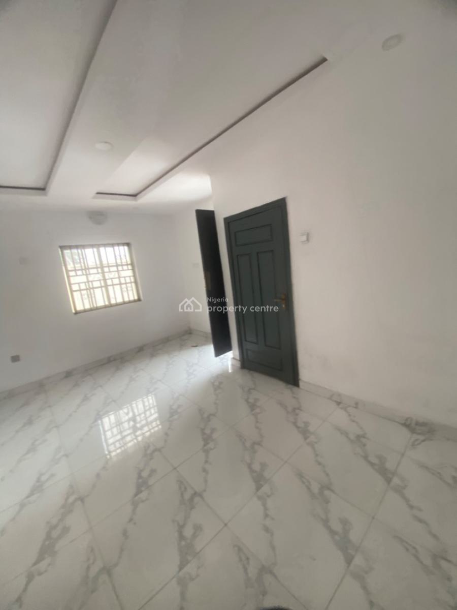 Luxuriously Spacious Mini Flat with Excellent Finishing, No 14, Taiwo Close Sangotedo, Sangotedo, Ajah, Lagos, Mini Flat (room and Parlour) for Rent