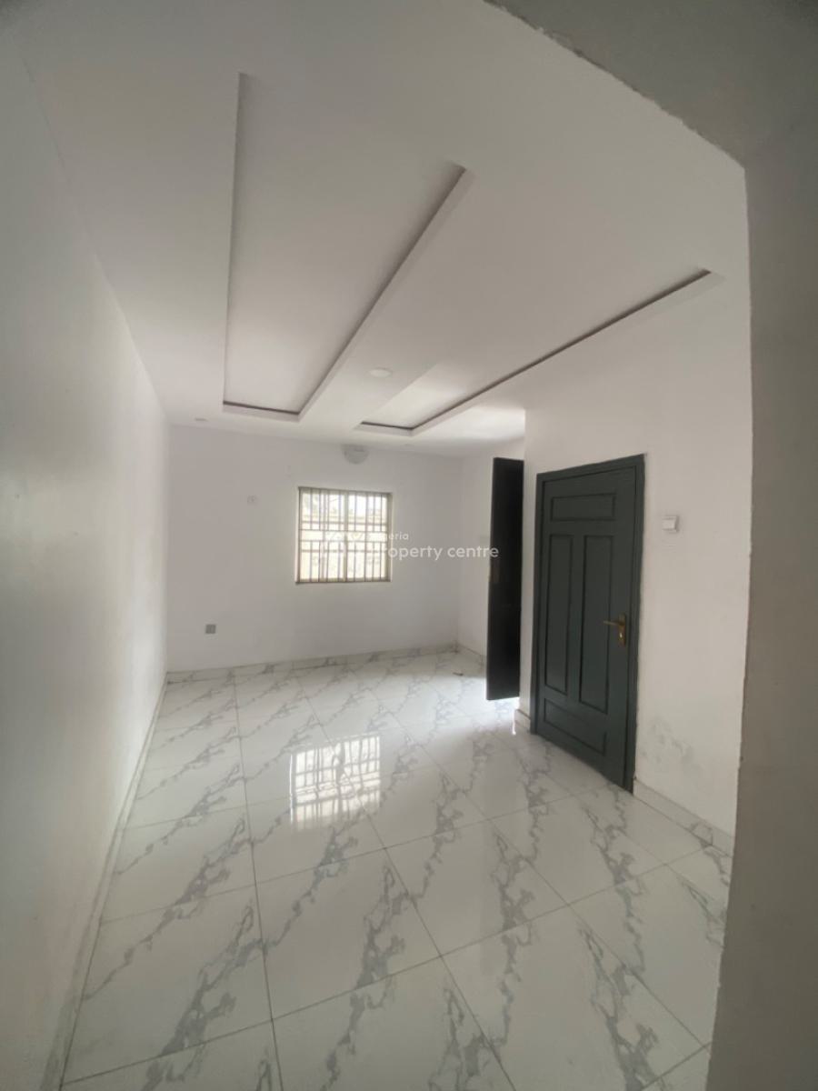Luxuriously Spacious Mini Flat with Excellent Finishing, No 14, Taiwo Close Sangotedo, Sangotedo, Ajah, Lagos, Mini Flat (room and Parlour) for Rent